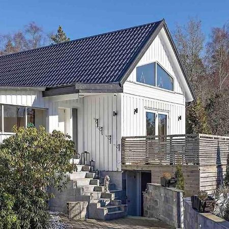 Mysigt Hus Med Natur & Jacuzzi I Olofstorp Гетеборг Екстер'єр фото